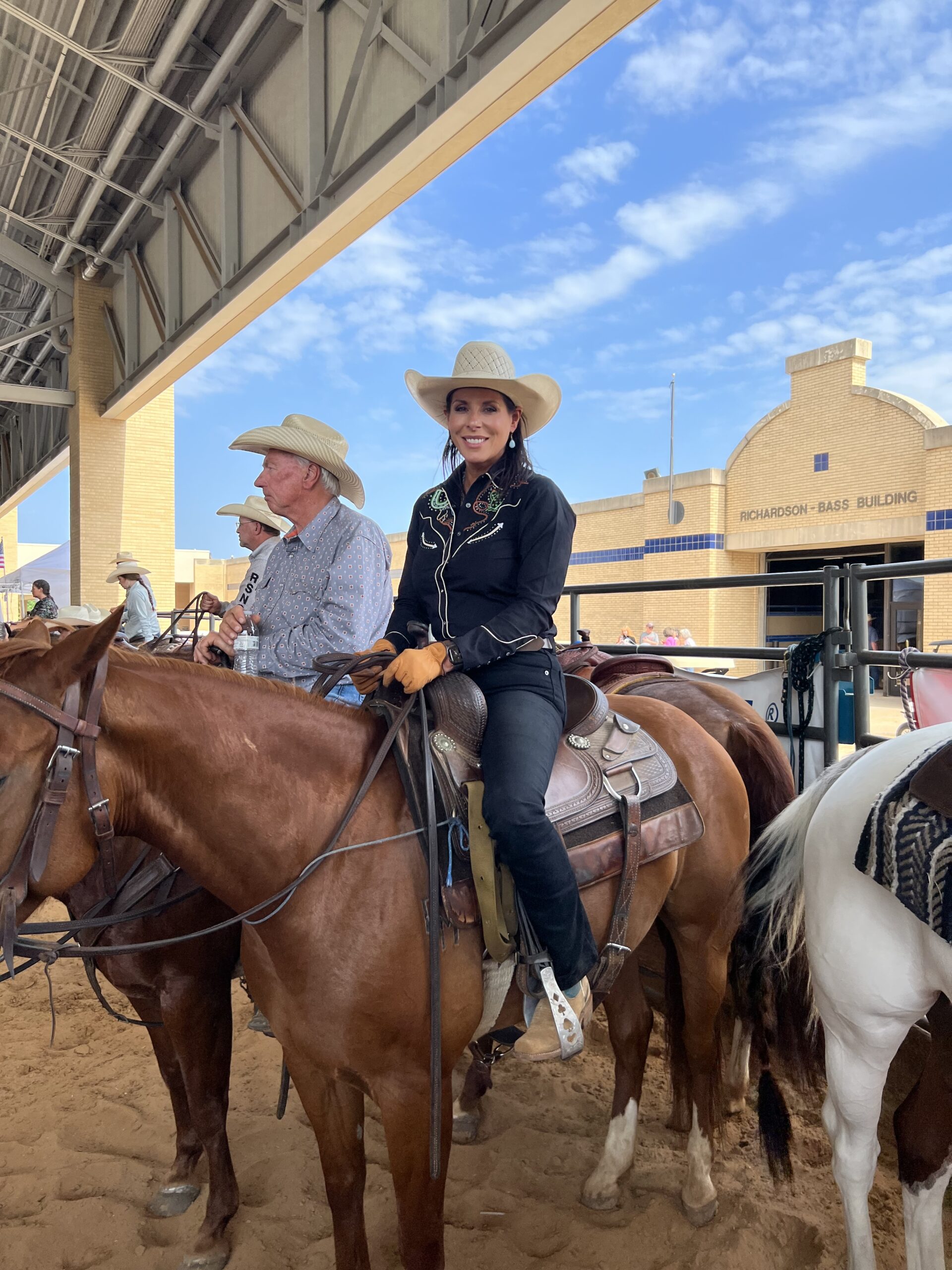 42BA6D62-1473-4977-97ED-0727E61D8548